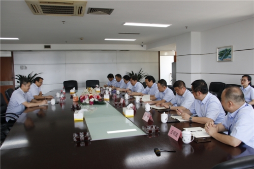 【领导关怀】市城投集团党委副书记郭东晓一行赴亿万国际集团走访调研